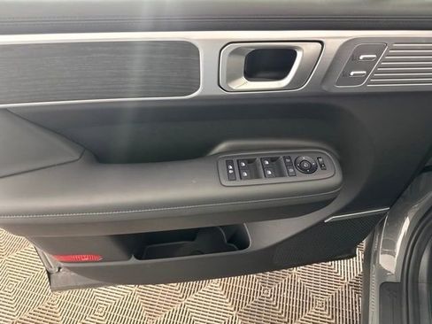 Used 2026 Hyundai Santa Fe Limited AWD/4WD image 18