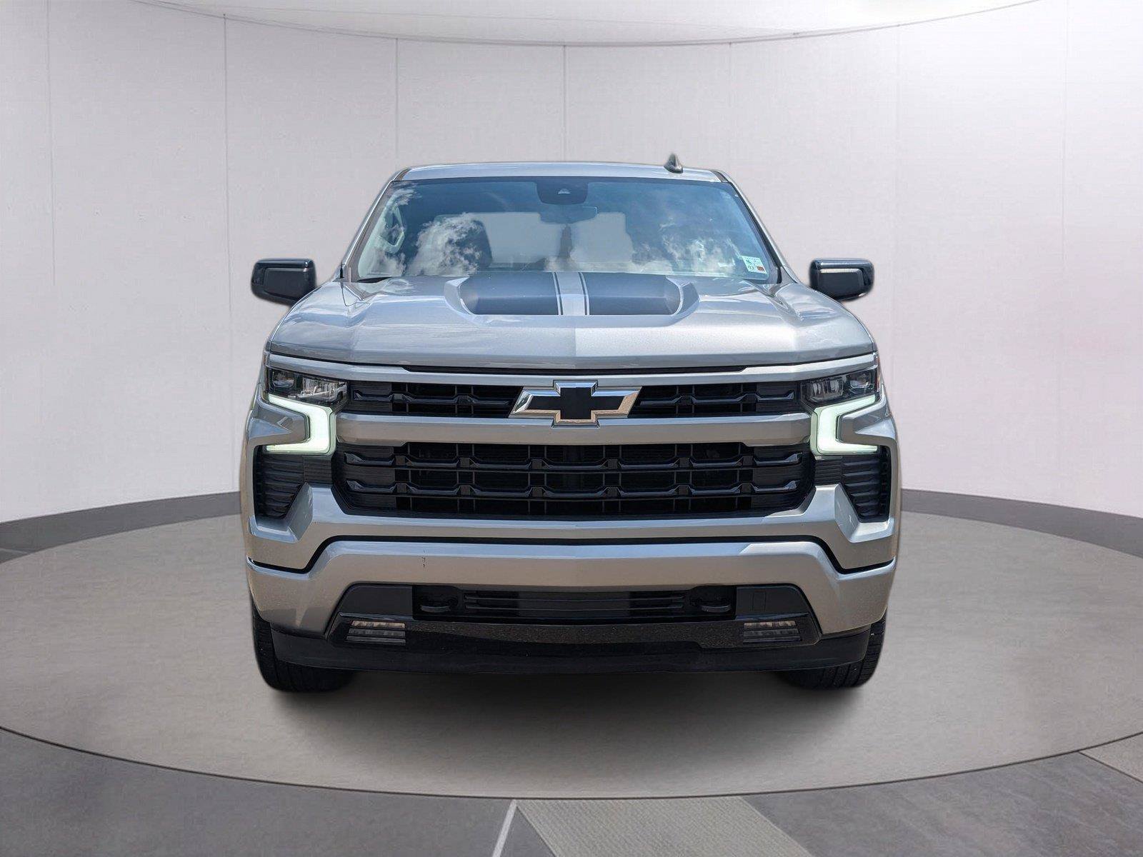 Certified 2023 Chevrolet Silverado 1500 RST w/ Rally Edition AWD/4WD image 9