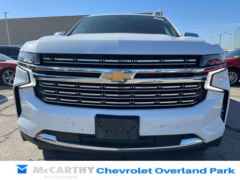Used 2023 Chevrolet Suburban Premier image 8