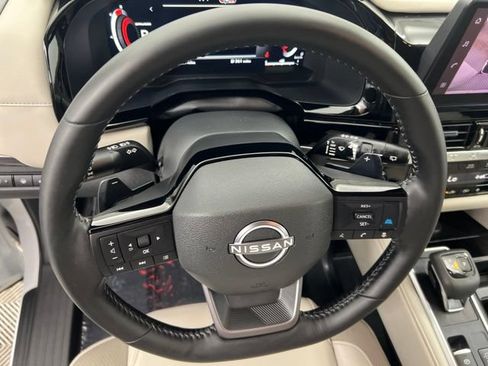 Used 2026 Nissan Pathfinder SL AWD/4WD image 21