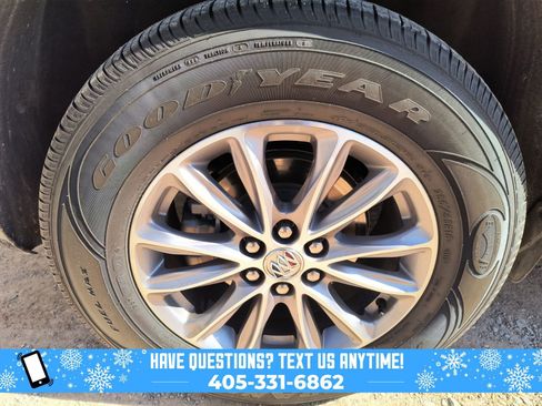 Used 2024 Buick Enclave Premium image 10