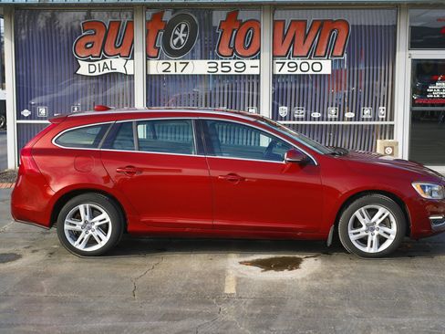 Used 2015 Volvo V60 T5 Premier Plus image 22