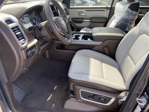 New 2025 RAM 1500 Laramie image 12