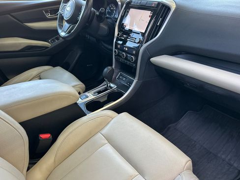 Used 2019 Subaru Ascent Limited AWD/4WD image 17