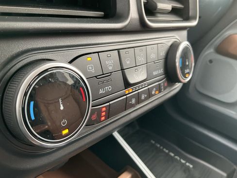 Used 2024 Ford Maverick Lariat w/ 4K Tow Package image 13