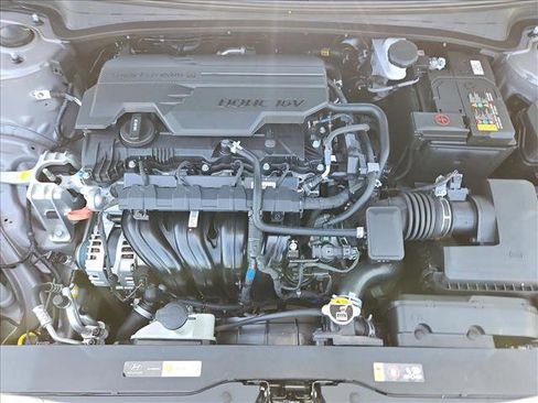 Certified 2024 Hyundai Elantra SEL FWD image 28