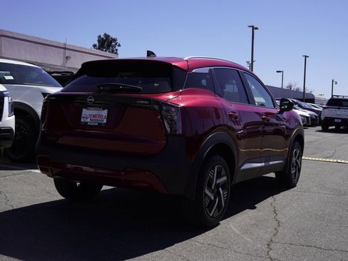 New 2026 Nissan Kicks SV image 4