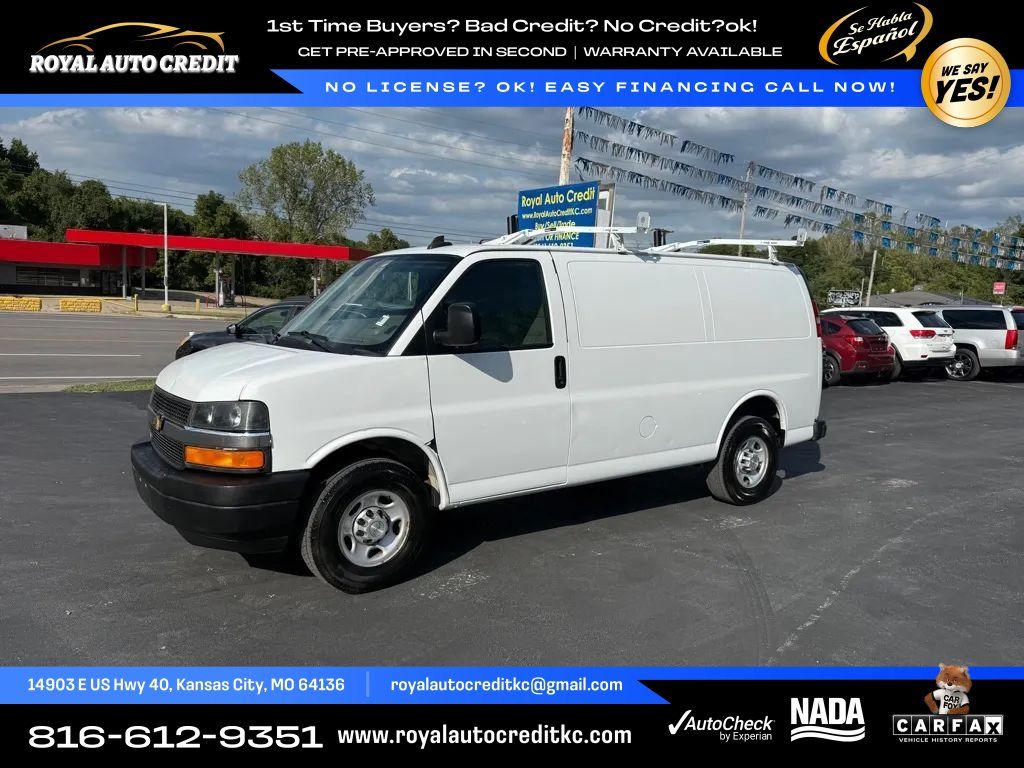 Used 2020 Chevrolet Express 2500 w/ Safety Package RWD image 4