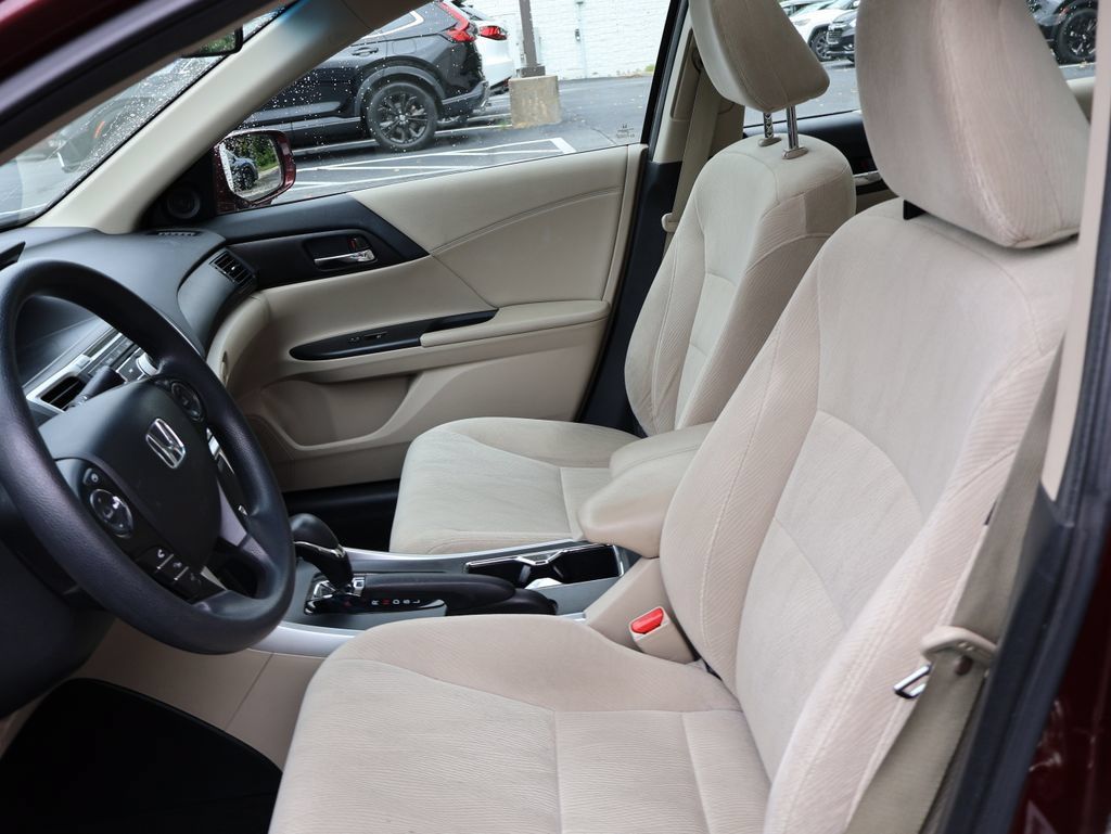 Used 2013 Honda Accord EX image 11