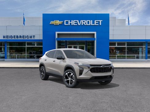 New 2026 Chevrolet Trax RS w/ Driver Confidence Package FWD image 25