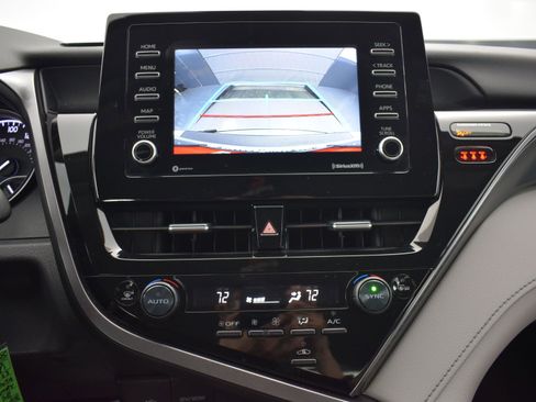 Used 2023 Toyota Camry SE image 15