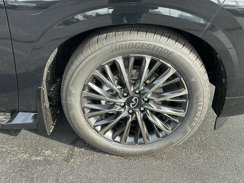 New 2026 INFINITI QX80 Autograph w/ Premium Cargo Package image 6