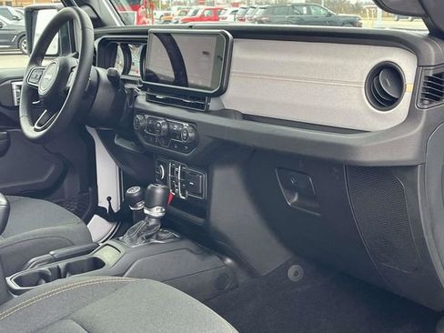 Used 2024 Jeep Wrangler Sport S image 24