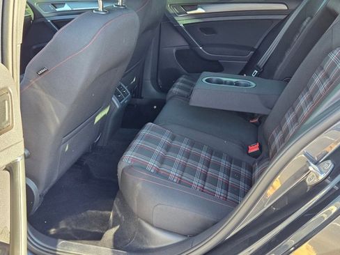 Used 2020 Volkswagen GTI S image 18