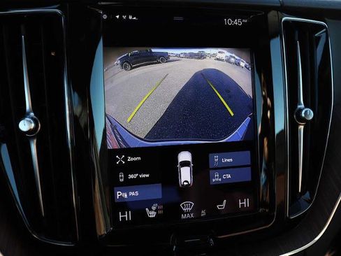 Used 2021 Volvo XC60 T5 Momentum w/ Advanced Package image 32