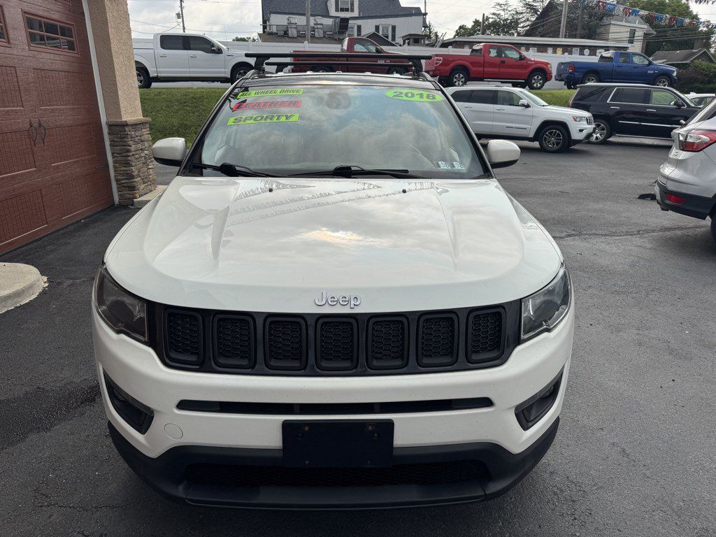 Used 2018 Jeep Compass Latitude w/ Popular Equipment Group AWD/4WD image 3