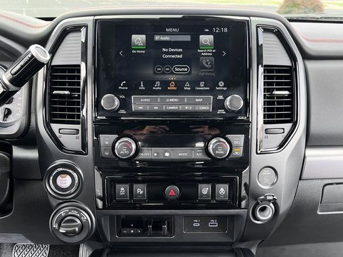 Used 2022 Nissan Titan PRO-4X w/ Pro-4x Convenience Package image 23