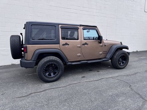 Used 2015 Jeep Wrangler Unlimited Sport w/ Quick Order Package 24S image 8