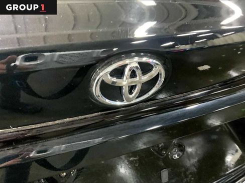 Used 2023 Toyota Corolla LE image 30