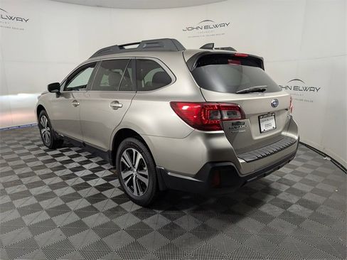 Used 2019 Subaru Outback 3.6R Limited image 3