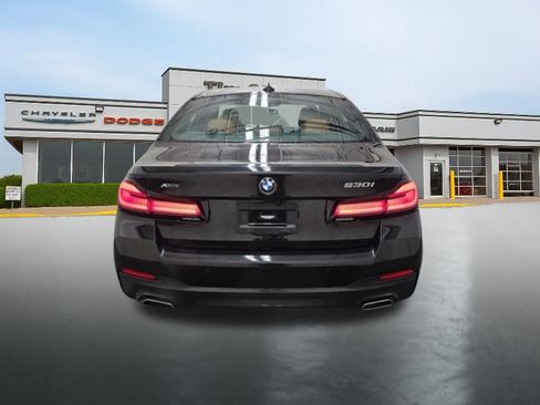 Used 2023 BMW 530i xDrive w/ M Sport Package AWD/4WD image 5
