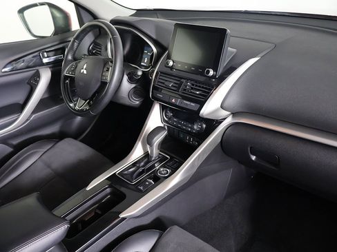 Used 2024 Mitsubishi Eclipse Cross SE image 27