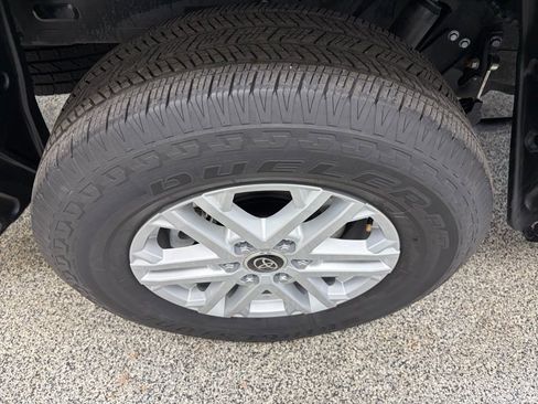 Used 2024 Toyota Tundra SR5 w/ SR5 Convenience Package image 8