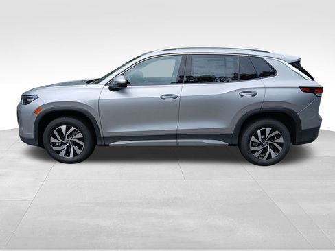 New 2025 Volkswagen Tiguan S AWD/4WD image 2
