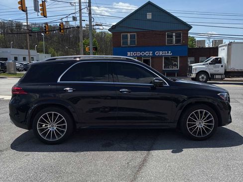 Used 2024 Mercedes-Benz GLE 450 4MATIC image 4