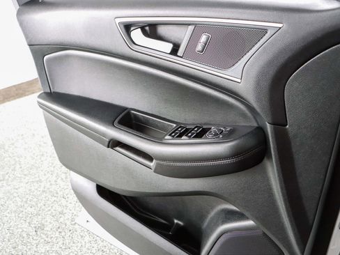 Used 2023 Ford Edge SEL image 21