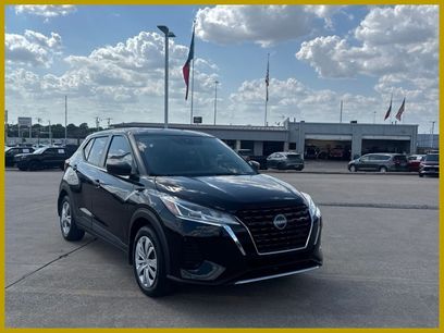 Certified 2022 Nissan Kicks S
