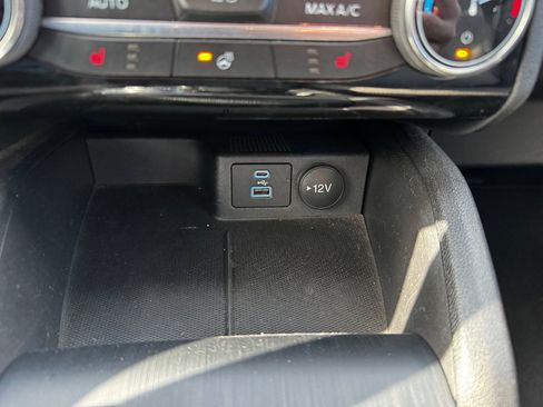 Used 2022 Ford Escape SE w/ Cold Weather Package image 21