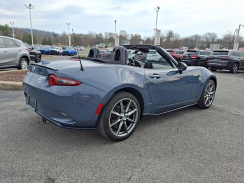 Used 2022 MAZDA MX-5 Miata Grand Touring w/ Appearance Package image 6