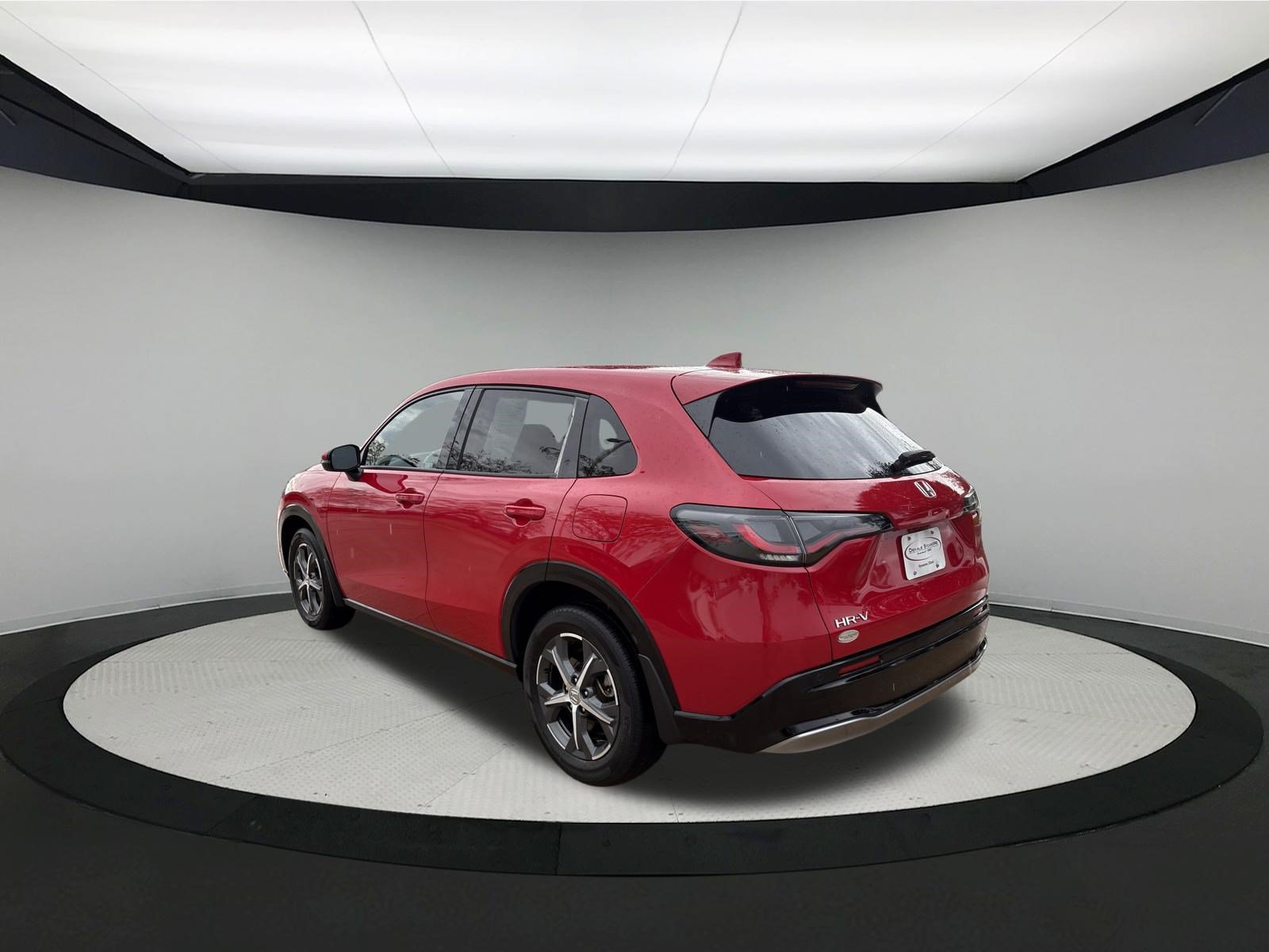 Used 2024 Honda HR-V EX-L image 5