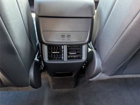 Used 2026 Chevrolet Equinox RS w/ Safety and Technology Package AWD/4WD image 19