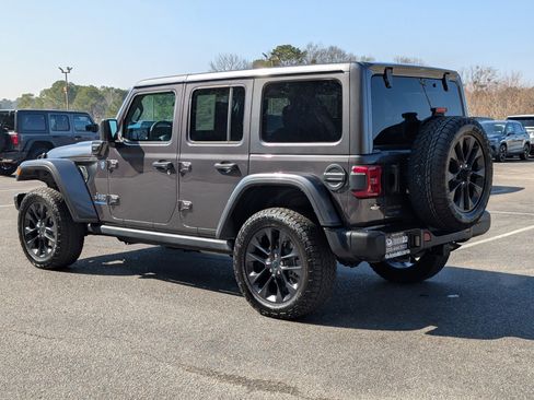 Used 2025 Jeep Wrangler Backcountry image 7