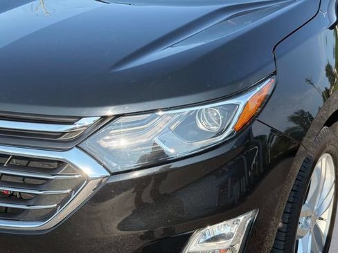Used 2018 Chevrolet Equinox Premier FWD image 9