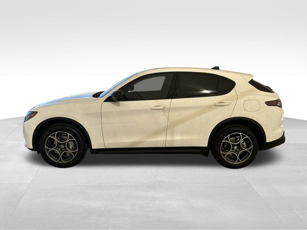 New 2025 Alfa Romeo Stelvio Sprint w/ Convenience Package AWD/4WD image 23