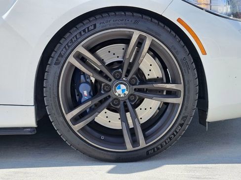 Used 2016 BMW M2 image 22