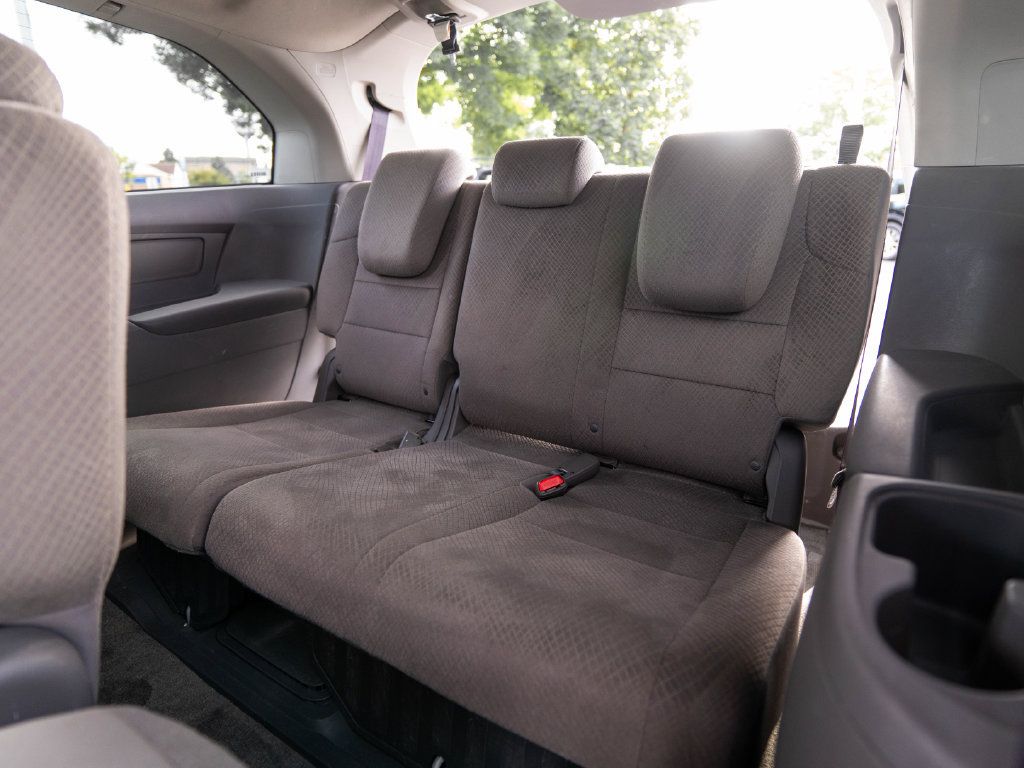 Used 2014 Honda Odyssey EX image 38