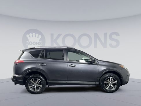 Used 2016 Toyota RAV4 XLE image 8