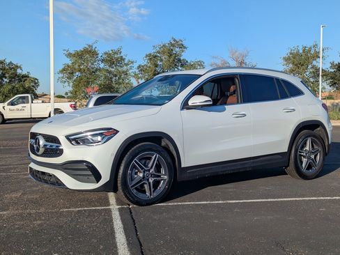 Used 2023 Mercedes-Benz GLA 250 GLA 250 image 2