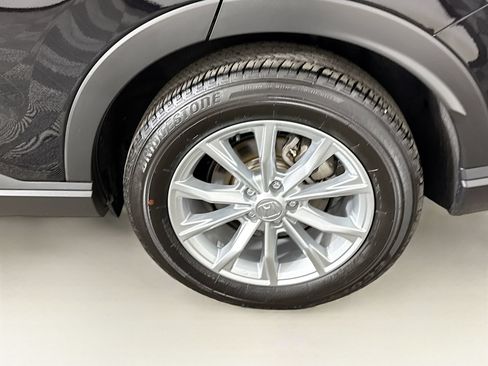 Used 2025 Honda CR-V EX image 5
