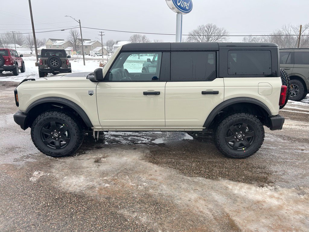 Used 2025 Ford Bronco Big Bend AWD/4WD image 4