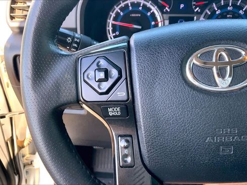 Used 2019 Toyota 4Runner TRD Off-Road Premium AWD/4WD image 24