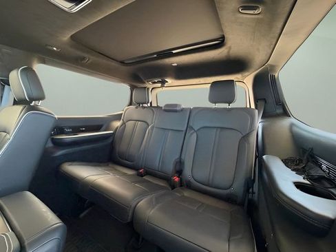 Used 2024 Jeep Grand Wagoneer Series II w/ Quick Order Packagew 28T AWD/4WD image 30