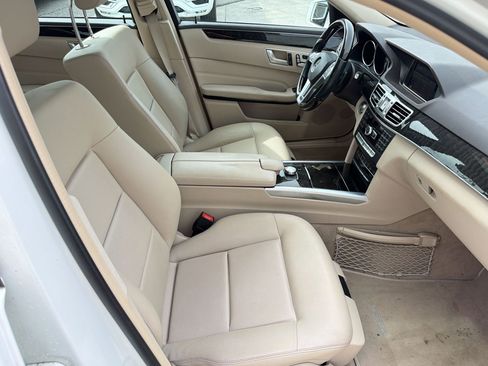 Used 2015 Mercedes-Benz E 350 Sedan image 31