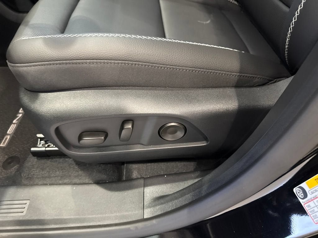 New 2027 GMC Terrain Denali AWD/4WD image 24
