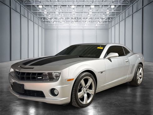 Used 2010 Chevrolet Camaro SS image 1
