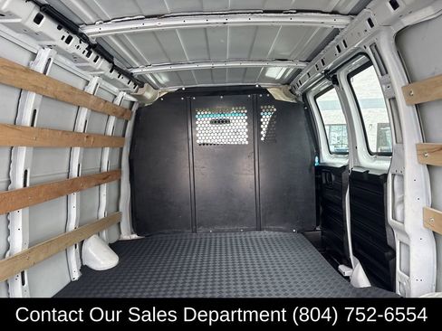 Used 2024 GMC Savana 2500 w/ Driver Convenience Package image 11